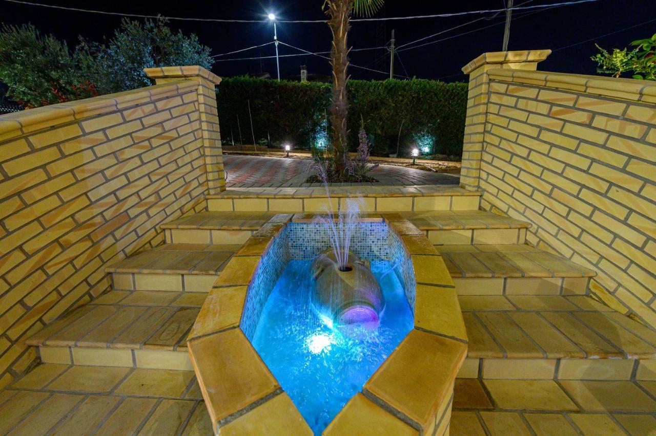 سان جيوفانّي تْيَتينو Casa De Campo B&B المظهر الخارجي الصورة