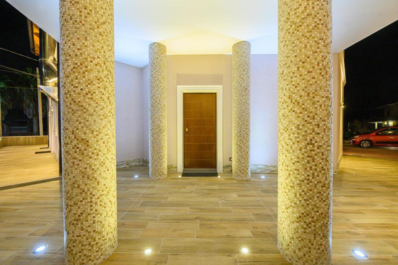 سان جيوفانّي تْيَتينو Casa De Campo B&B المظهر الخارجي الصورة