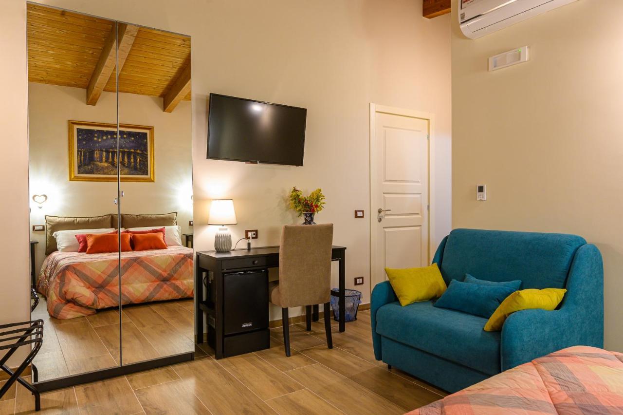 سان جيوفانّي تْيَتينو Casa De Campo B&B المظهر الخارجي الصورة